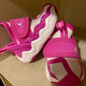 Jordan 23 Seven sneakers - size 3C